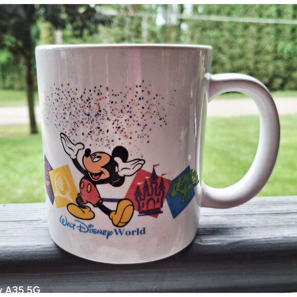 Walt Disney World Mickey Mouse Ceramic Mug 20 Oz White Multicolor Artsy Retro - Picture 2 of 5